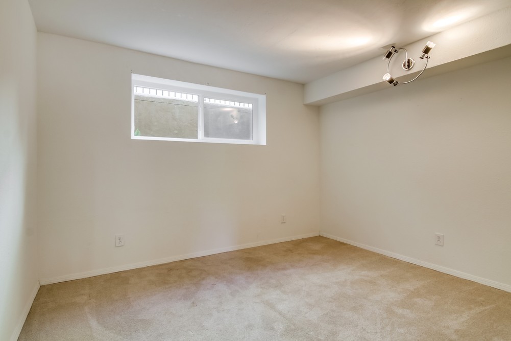 Virtual tour photo 45 of 62 for 2432 Wilbur Ave