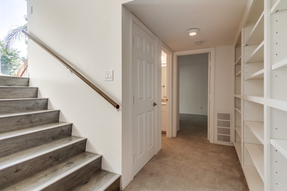 Virtual tour photo 32 of 62 for 2432 Wilbur Ave