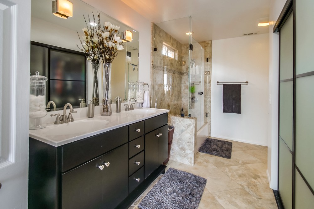 Virtual tour photo 35 of 57 for 2437 Beryl St