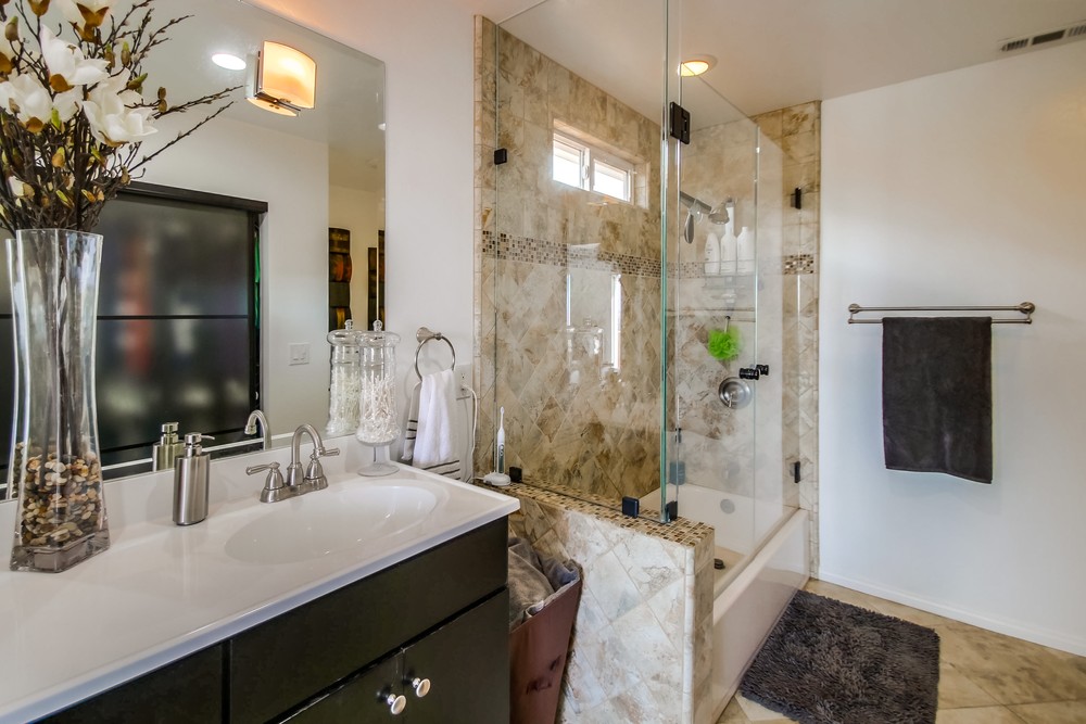 Virtual tour photo 36 of 57 for 2437 Beryl St