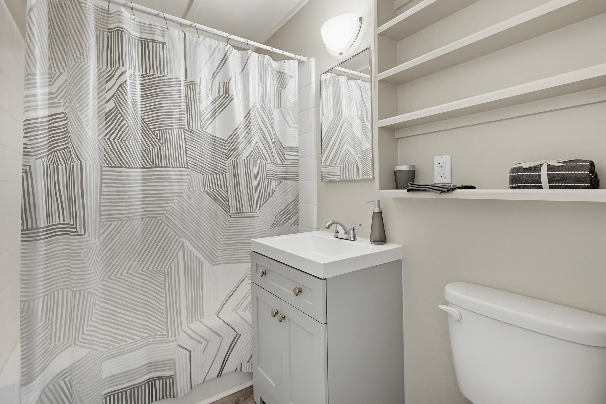 Virtual tour photo 26 of 59 for 244 Palomar St