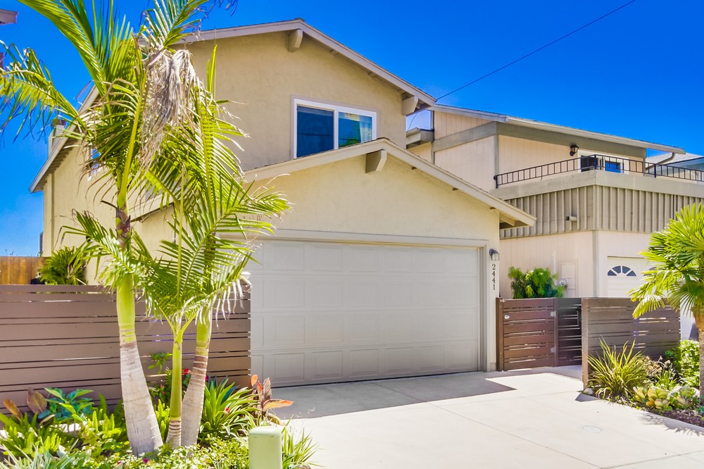 Virtual tour photo 3 of 60 for 2441 Geranium Street