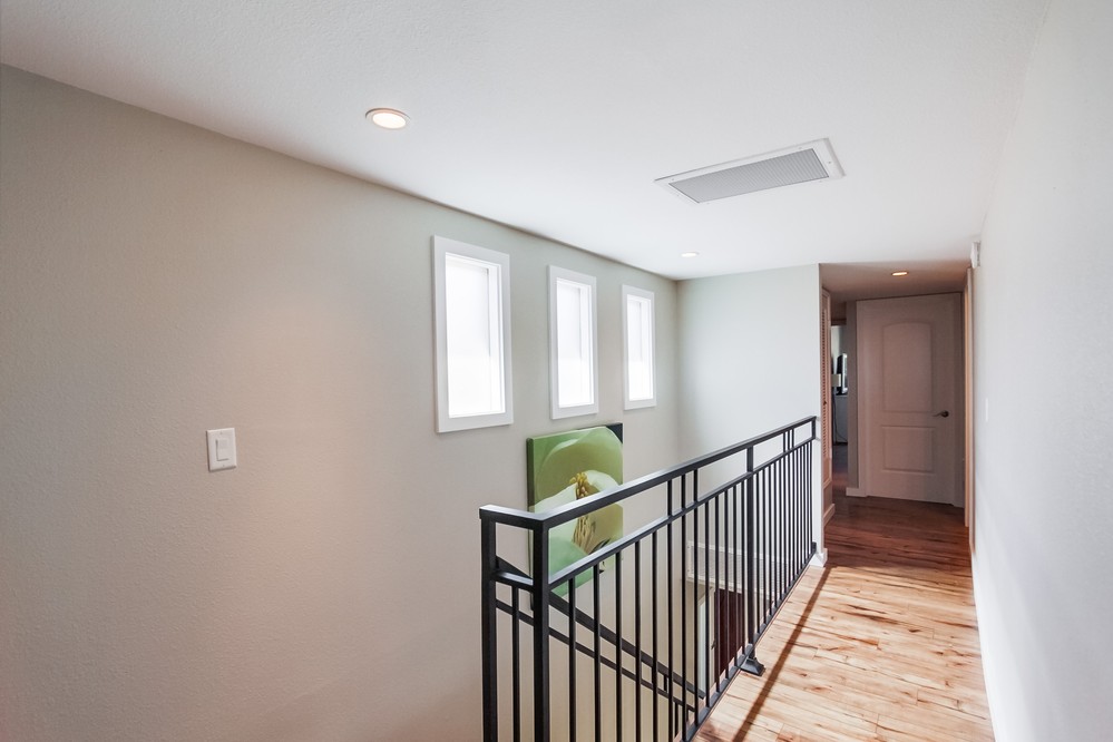Virtual tour photo 34 of 60 for 2441 Geranium Street