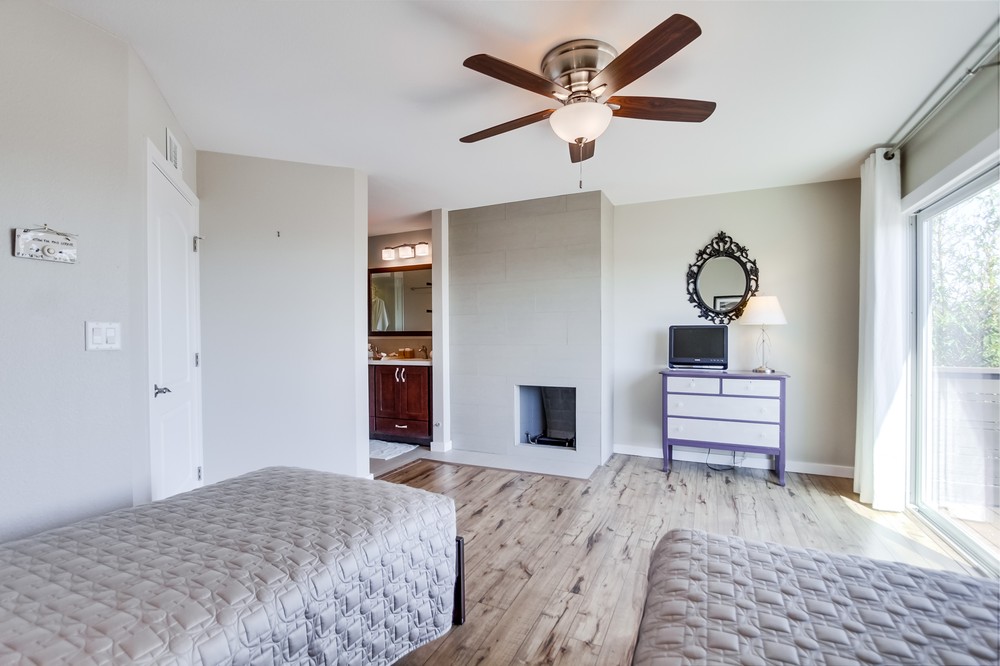 Virtual tour photo 38 of 60 for 2441 Geranium Street