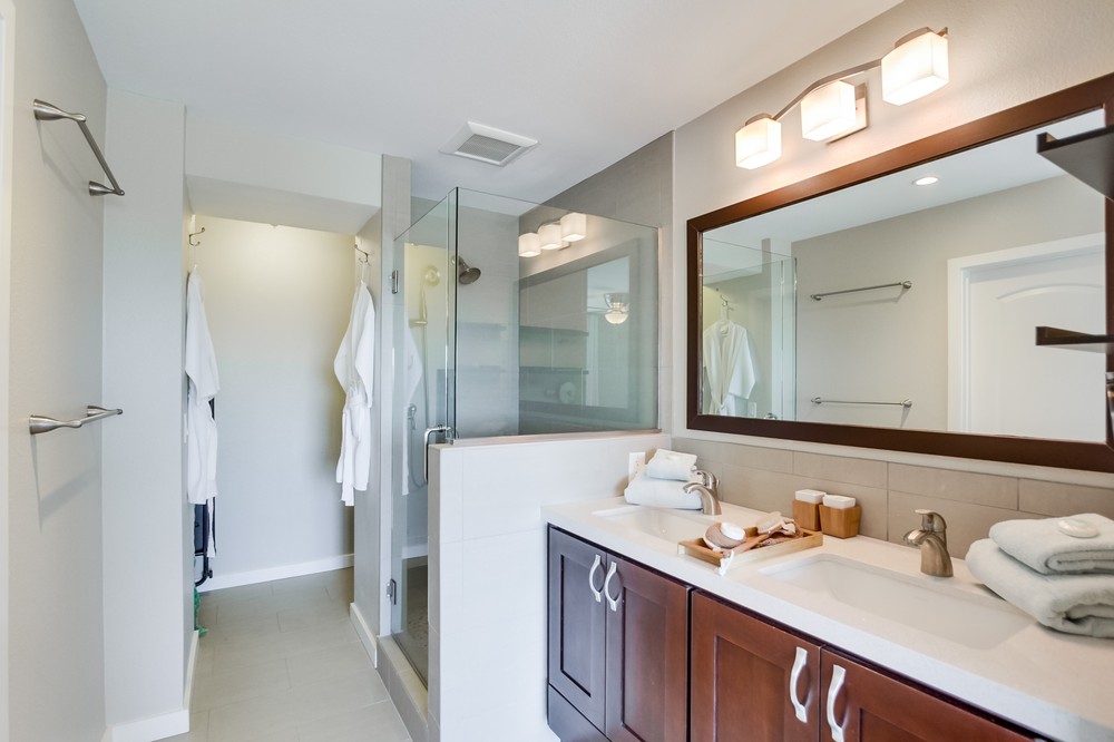Virtual tour photo 39 of 60 for 2441 Geranium Street