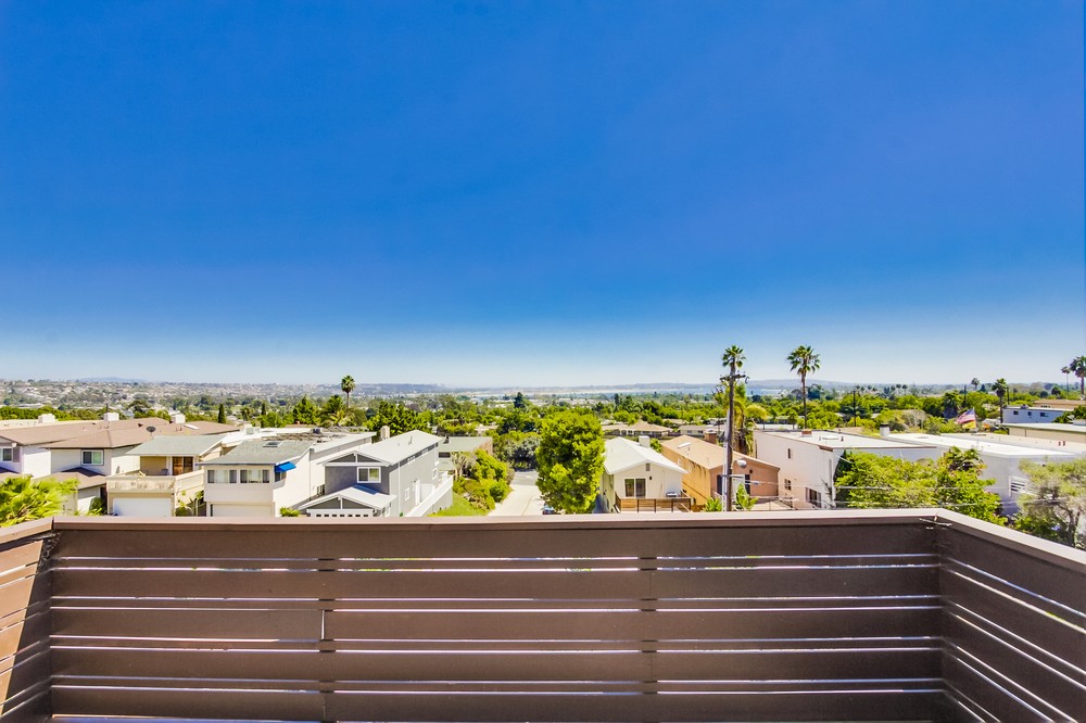Virtual tour photo 42 of 60 for 2441 Geranium Street