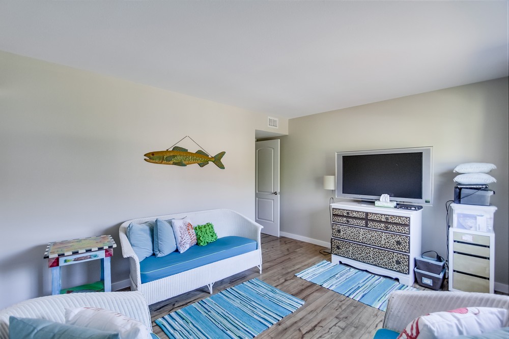 Virtual tour photo 53 of 60 for 2441 Geranium Street