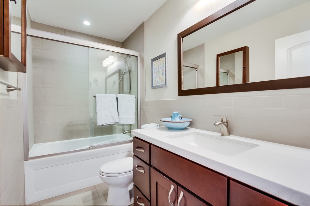 Virtual tour photo 54 of 60 for 2441 Geranium Street