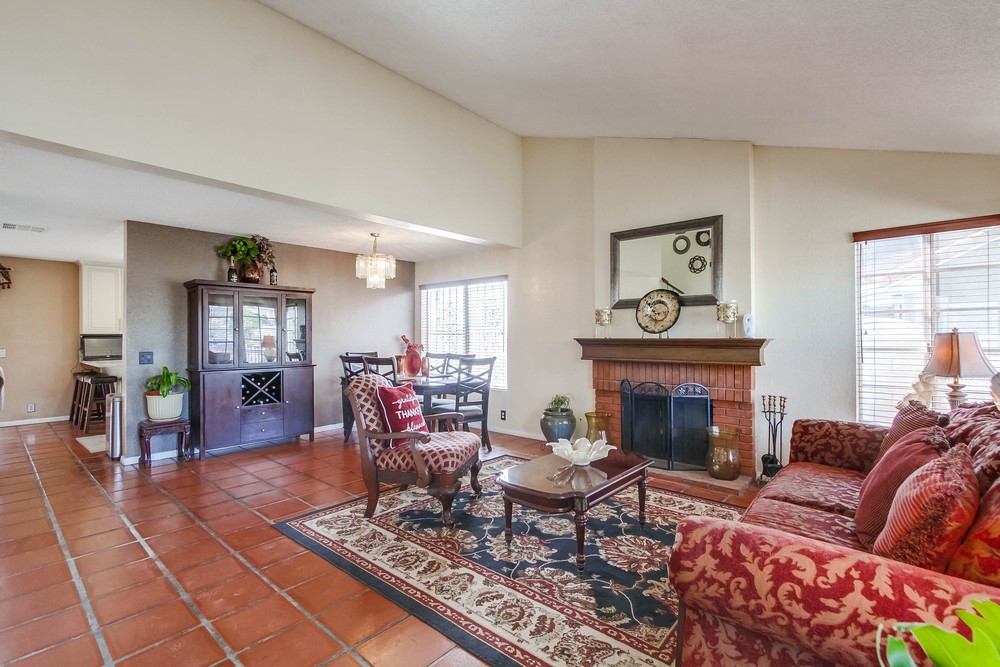 Virtual tour photo 10 of 77 for 2444 Montcliff Rd