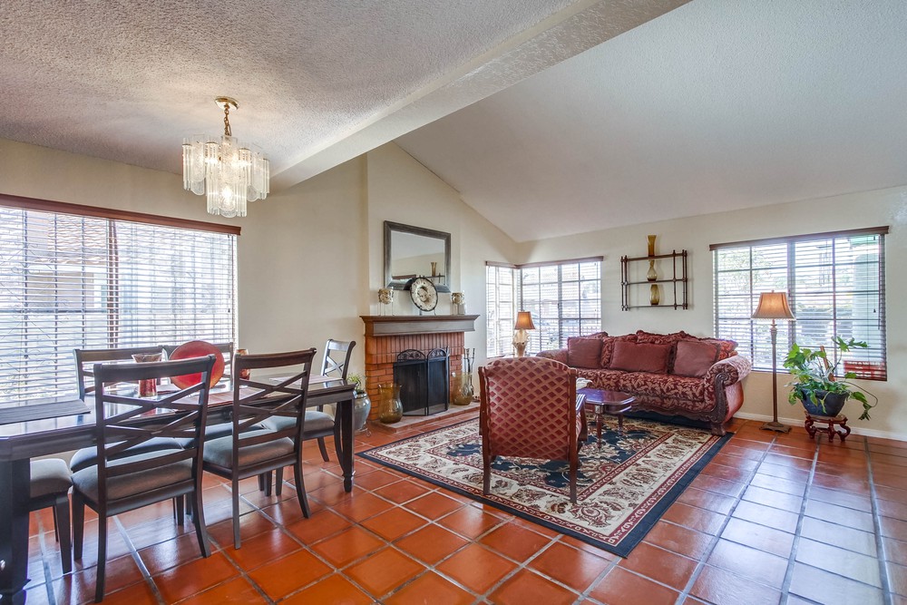 Virtual tour photo 12 of 77 for 2444 Montcliff Rd
