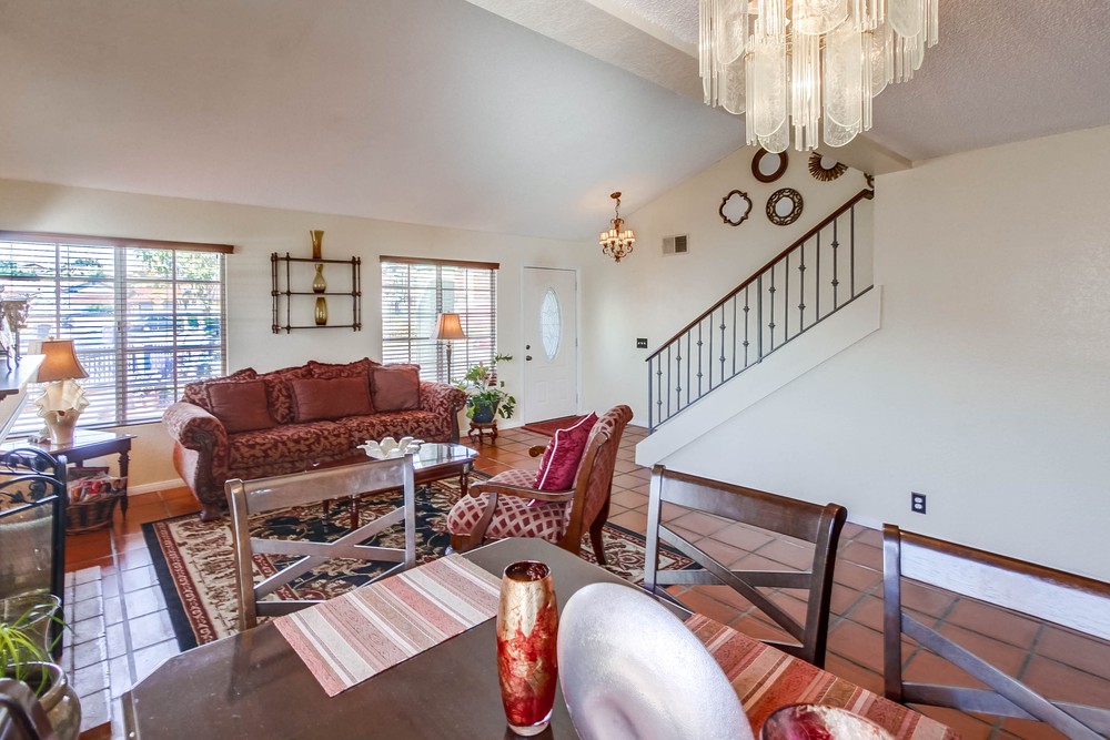 Virtual tour photo 14 of 77 for 2444 Montcliff Rd
