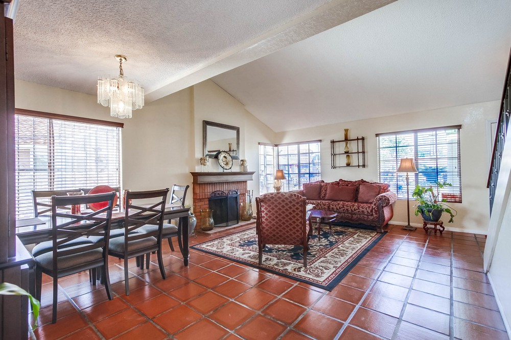 Virtual tour photo 16 of 77 for 2444 Montcliff Rd