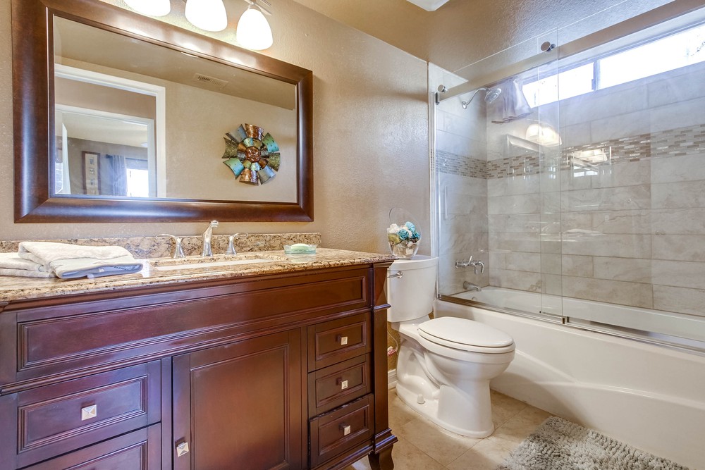 Virtual tour photo 33 of 77 for 2444 Montcliff Rd