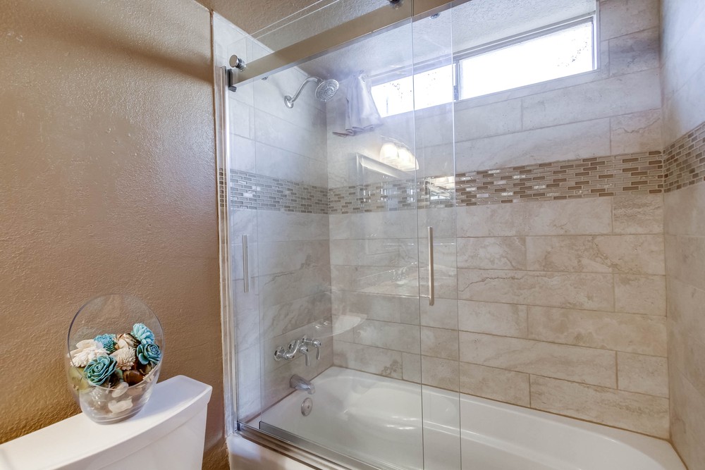 Virtual tour photo 34 of 77 for 2444 Montcliff Rd