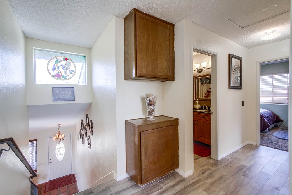 Virtual tour photo 40 of 77 for 2444 Montcliff Rd