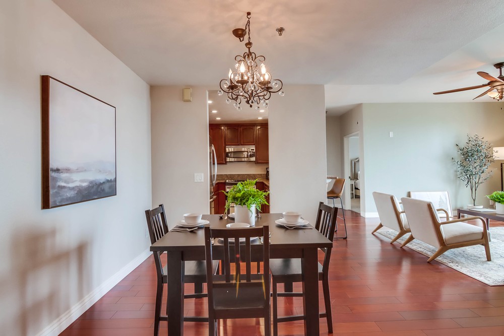 Virtual tour photo 8 of 59 for 2445 Brant St