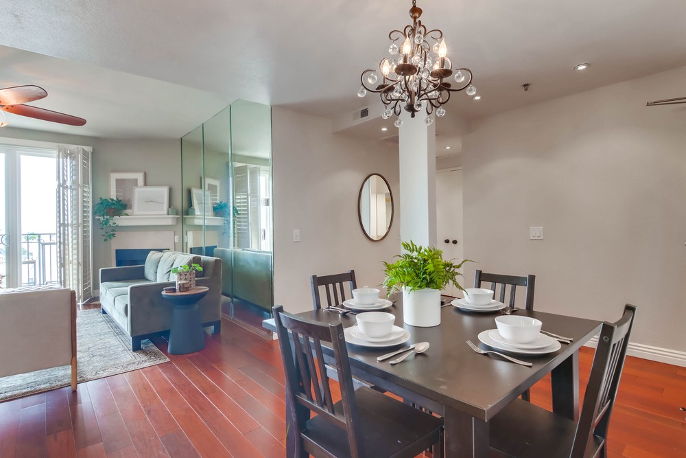 Virtual tour photo 14 of 59 for 2445 Brant St