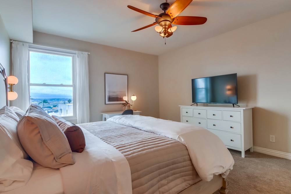Virtual tour photo 37 of 59 for 2445 Brant St