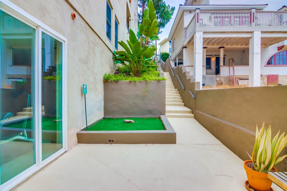 Virtual tour photo 58 of 59 for 2445 Brant St