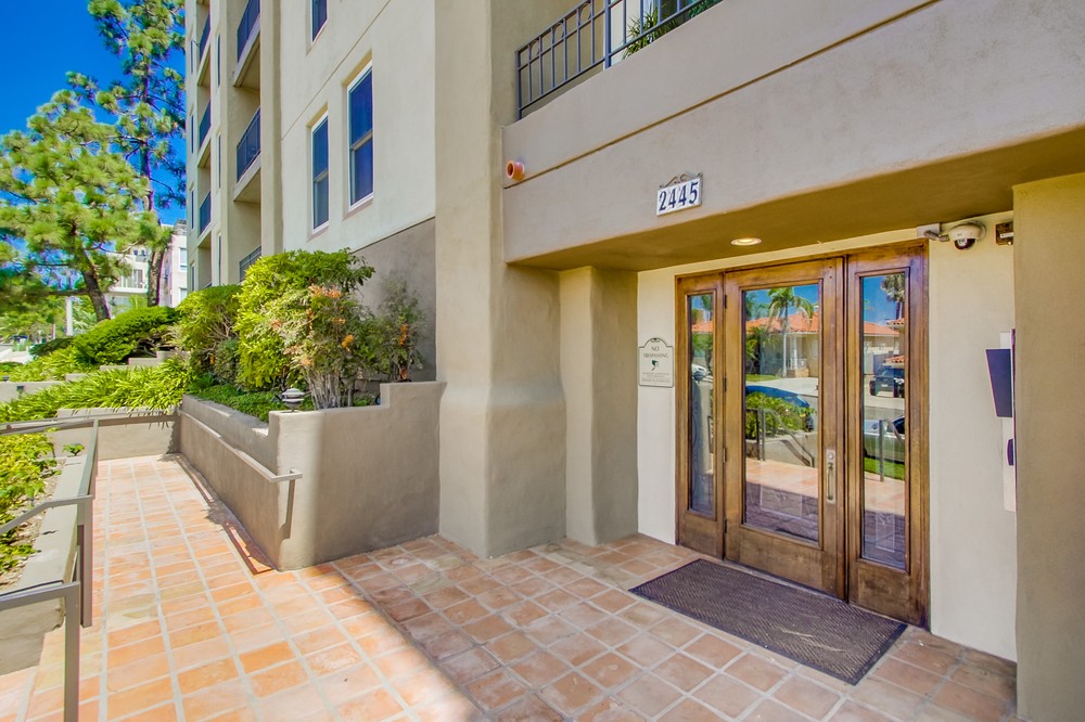Virtual tour photo 6 of 64 for 2445 Brant Street #209