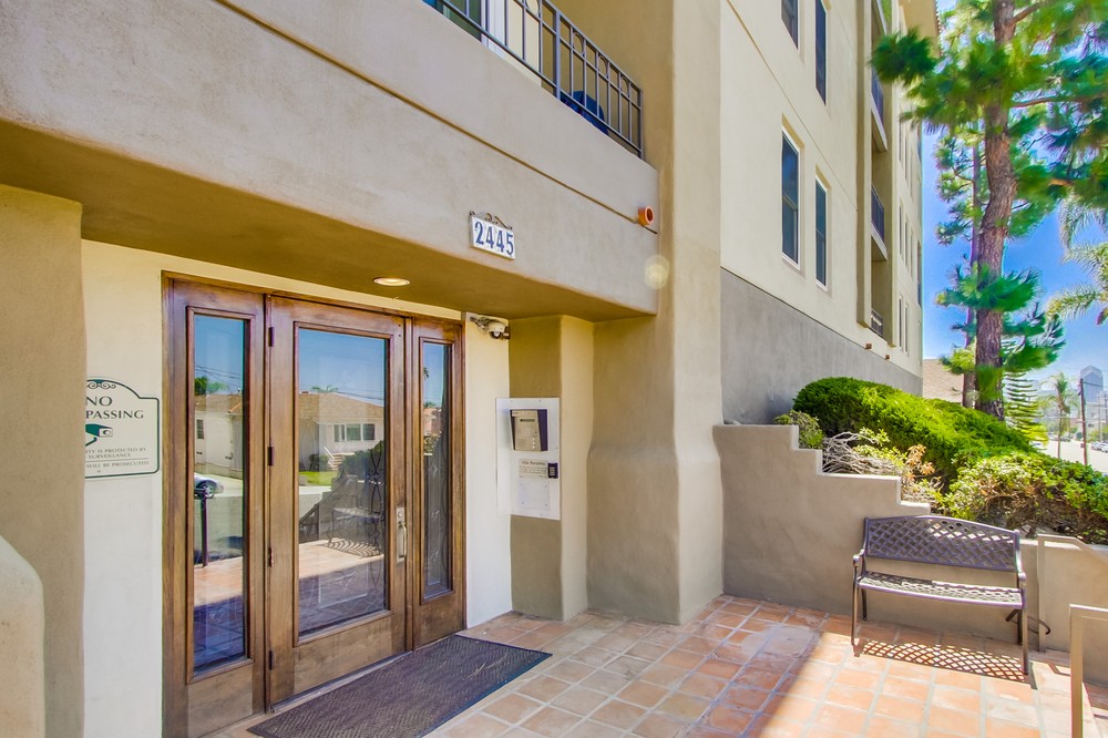 Virtual tour photo 7 of 64 for 2445 Brant Street #209