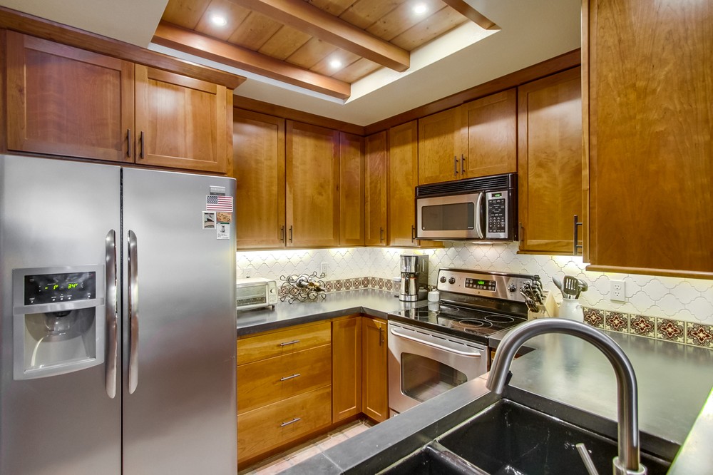 Virtual tour photo 18 of 64 for 2445 Brant Street #209