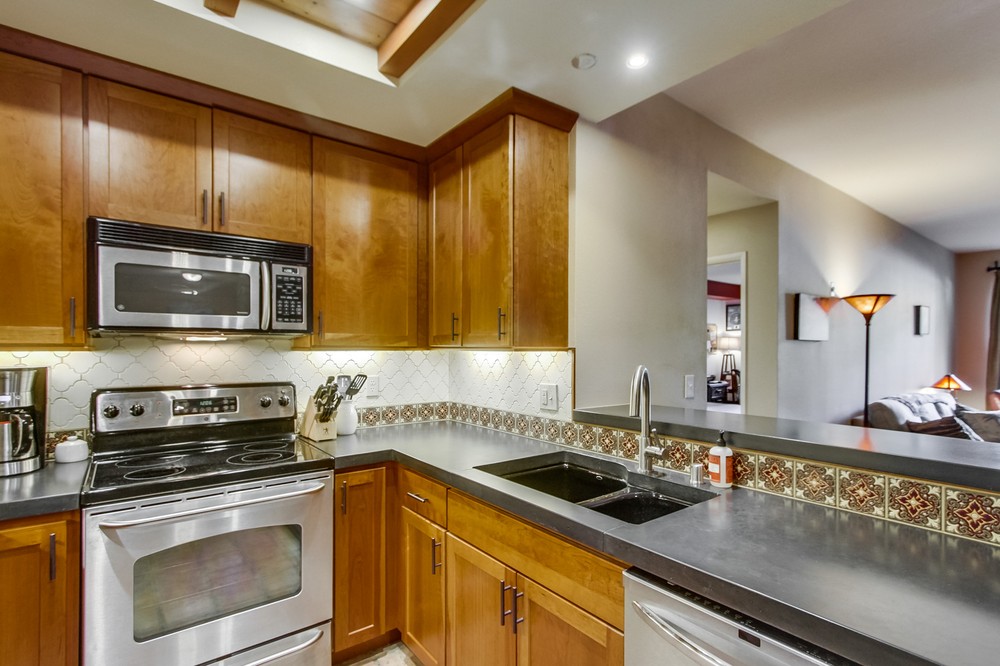 Virtual tour photo 19 of 64 for 2445 Brant Street #209