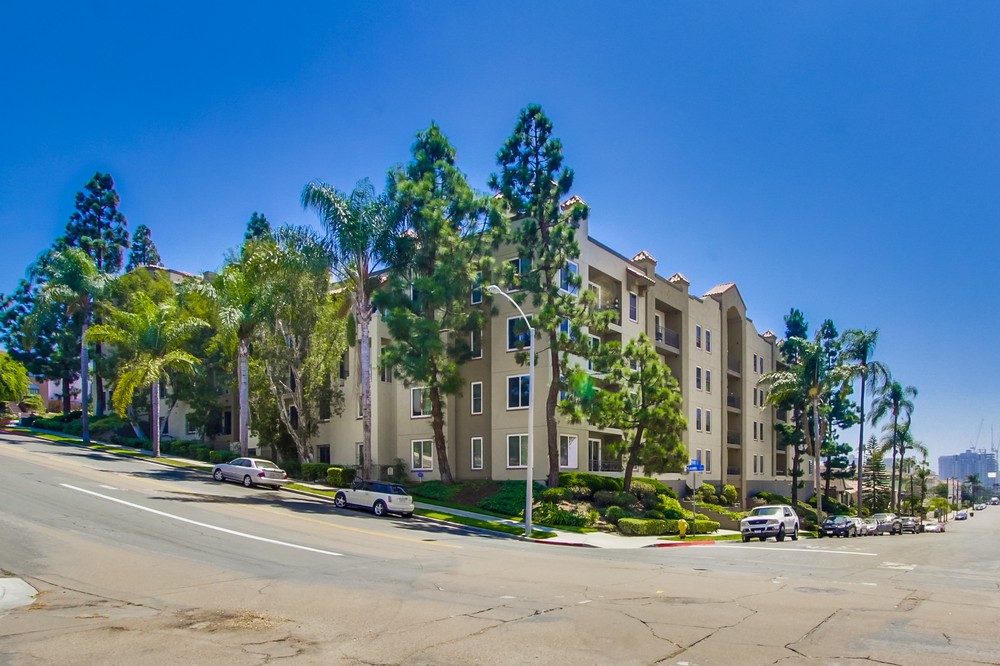 Virtual tour photo 59 of 64 for 2445 Brant Street #209