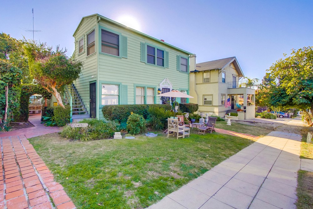 Virtual tour photo 3 of 22 for 2449 A St