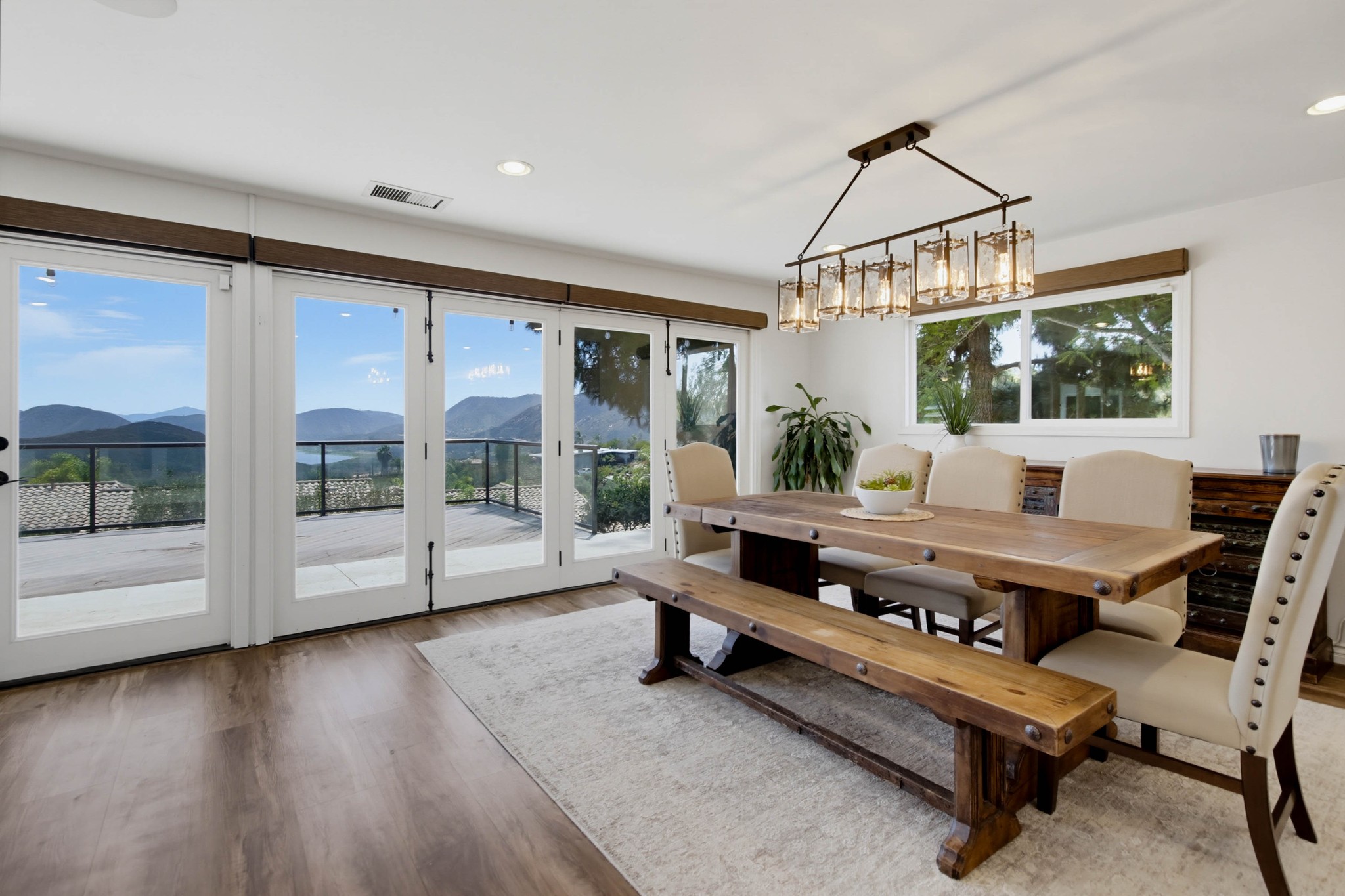 Virtual tour photo 15 of 108 for 2450 Vista Lago Terrace