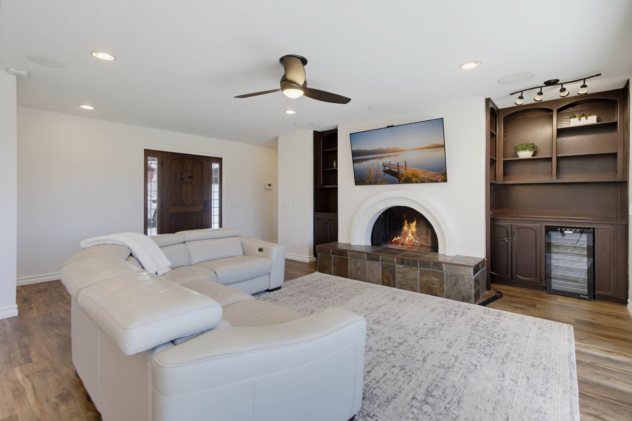 Virtual tour photo 18 of 108 for 2450 Vista Lago Terrace
