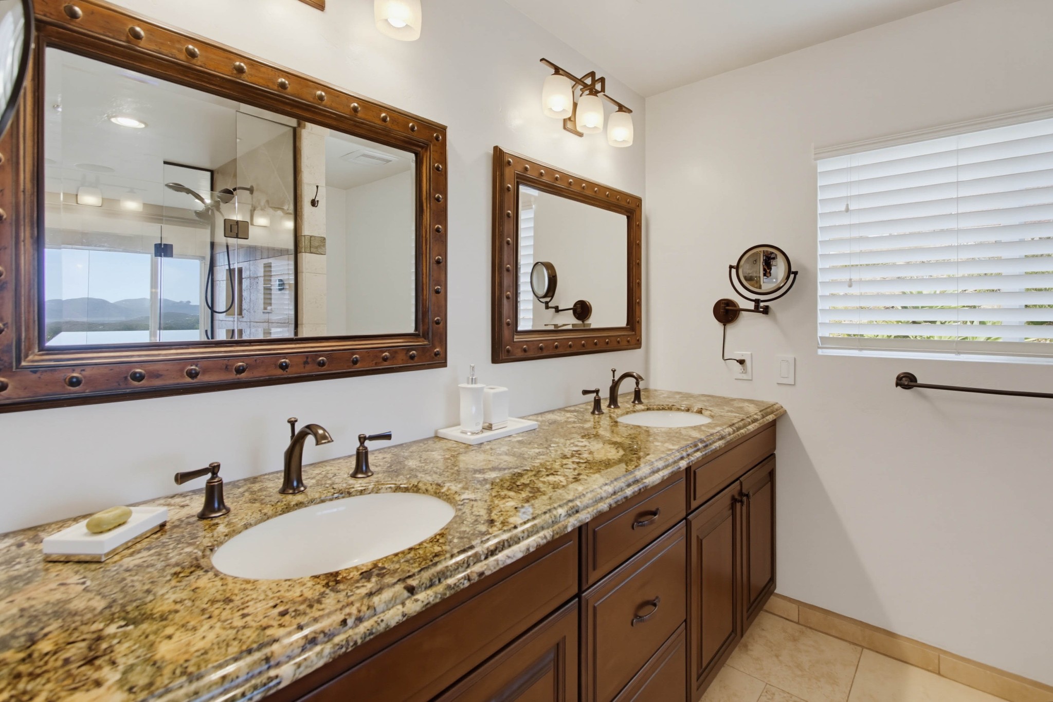 Virtual tour photo 42 of 108 for 2450 Vista Lago Terrace