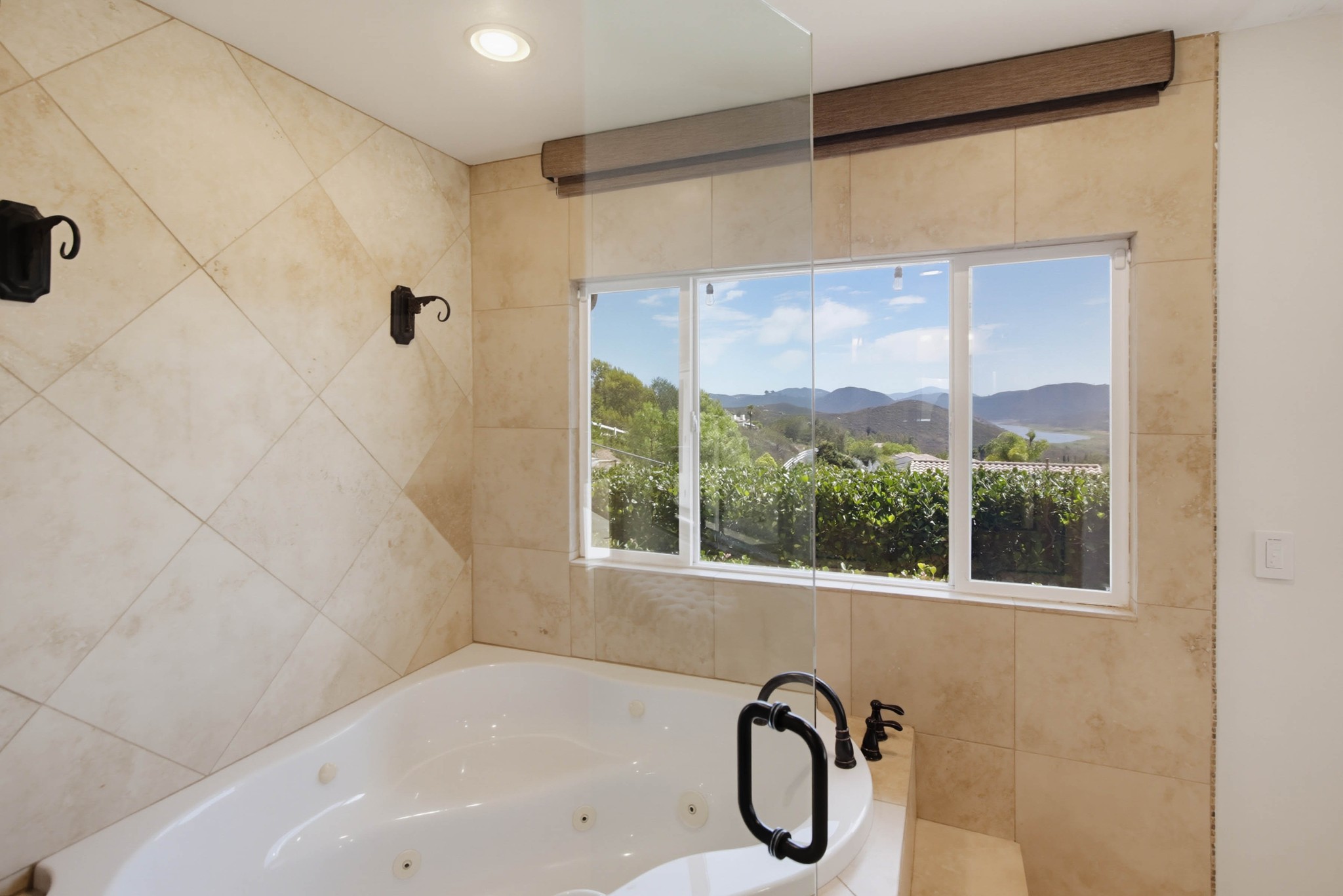 Virtual tour photo 44 of 108 for 2450 Vista Lago Terrace