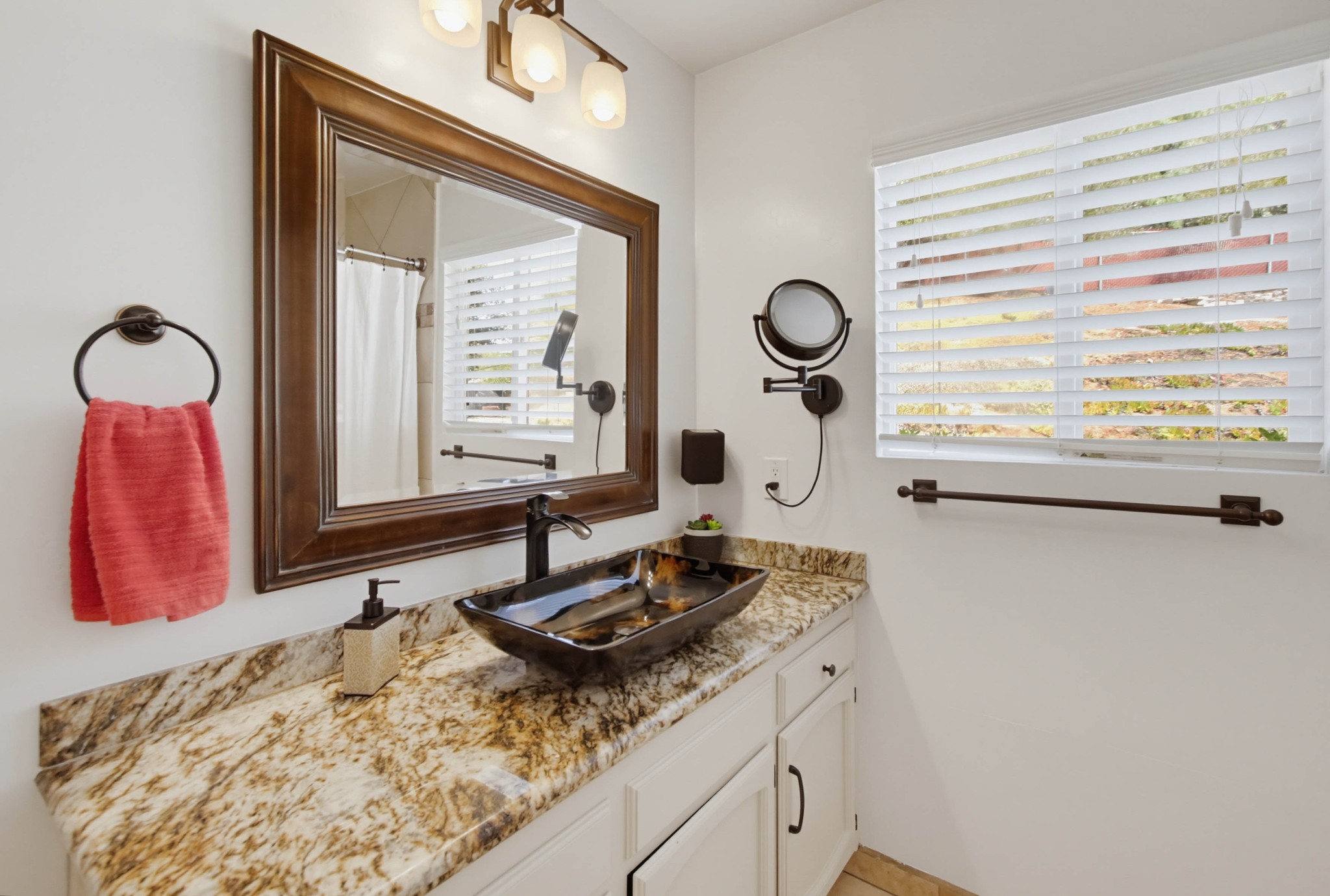 Virtual tour photo 50 of 108 for 2450 Vista Lago Terrace