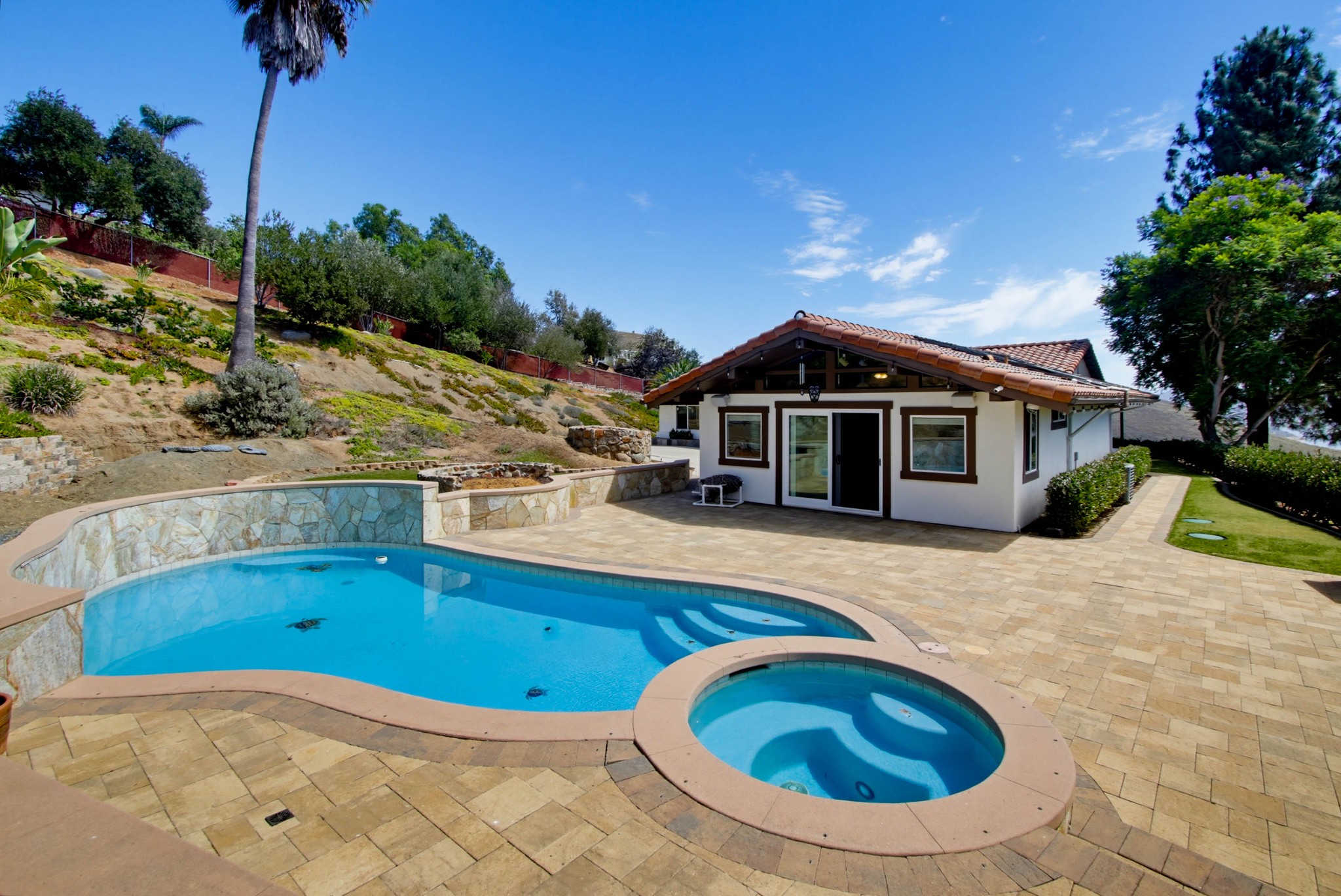 Virtual tour photo 73 of 108 for 2450 Vista Lago Terrace