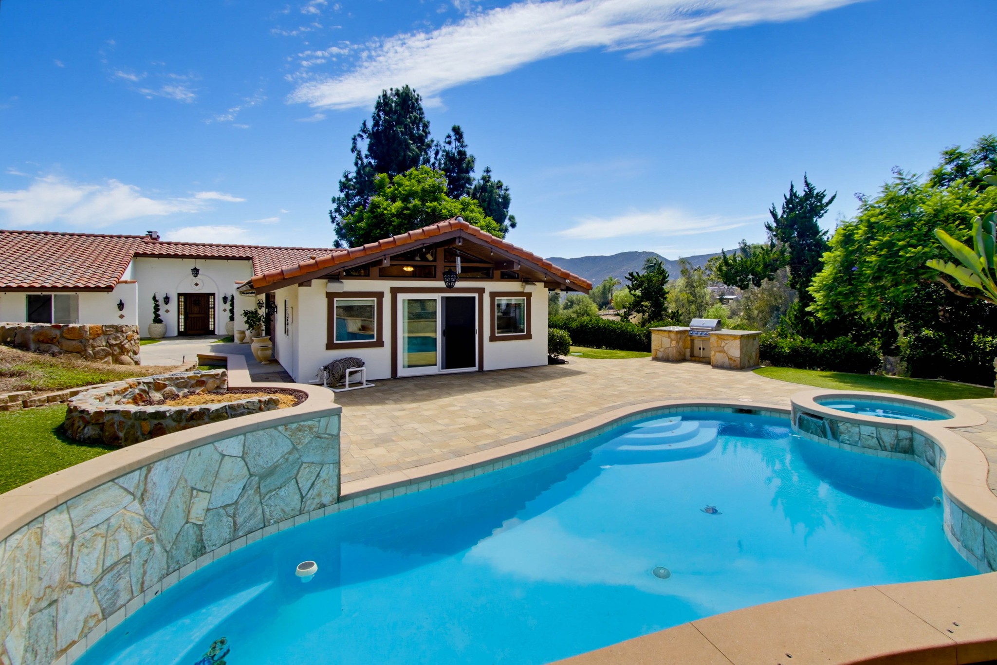 Virtual tour photo 74 of 108 for 2450 Vista Lago Terrace