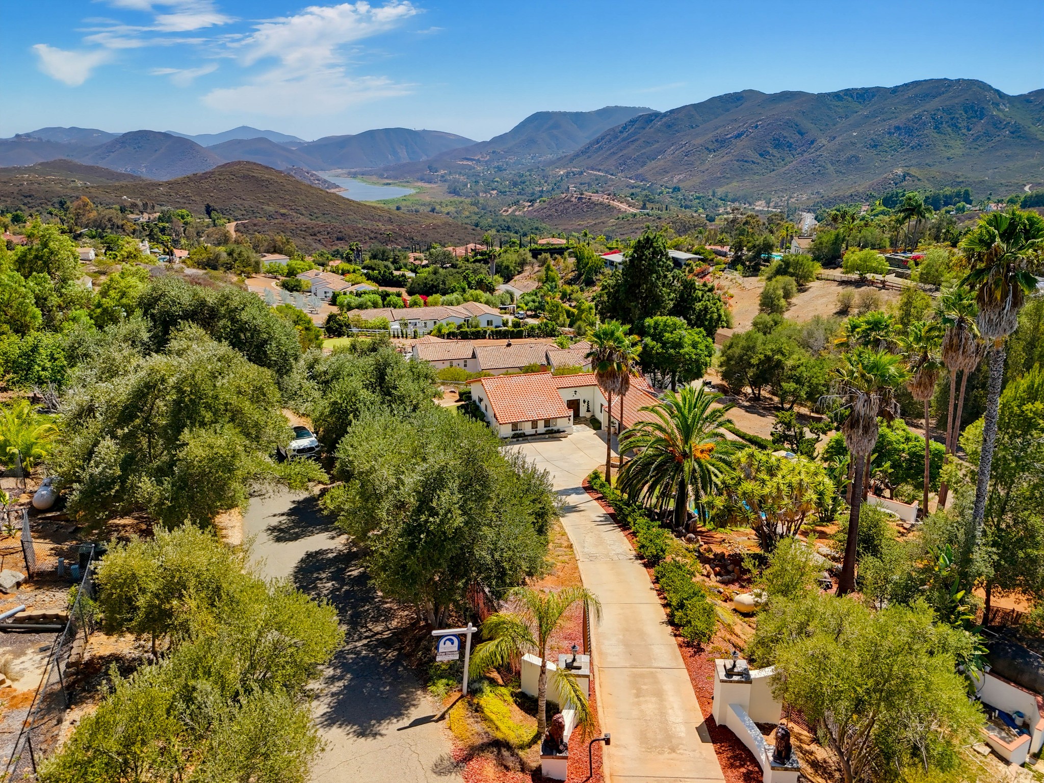 Virtual tour photo 78 of 108 for 2450 Vista Lago Terrace