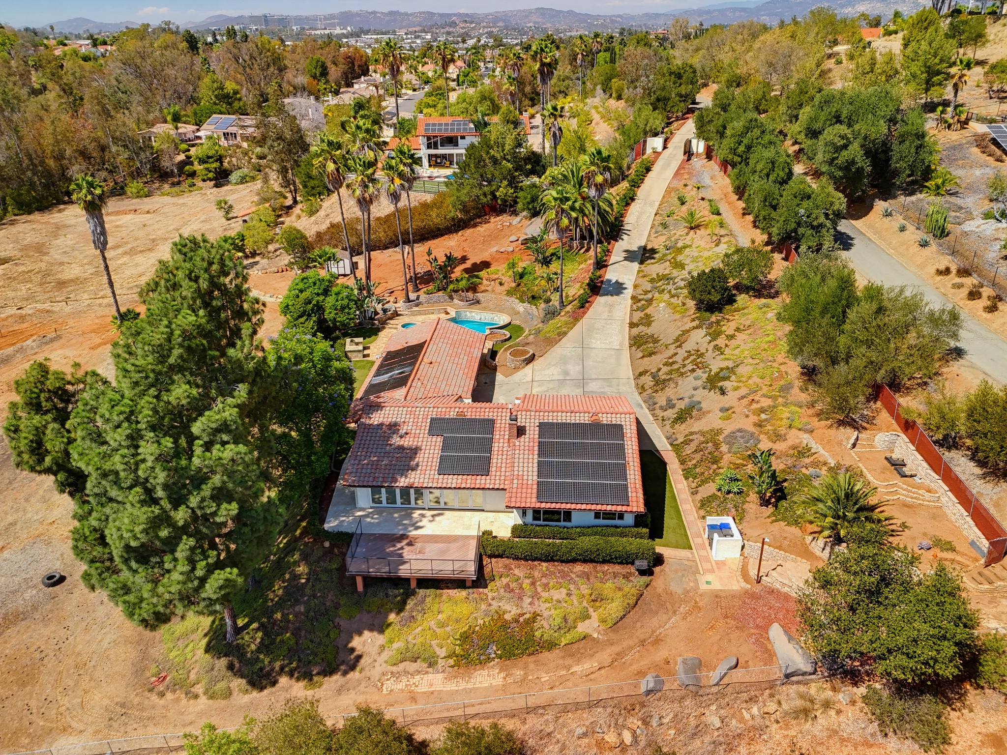 Virtual tour photo 107 of 108 for 2450 Vista Lago Terrace