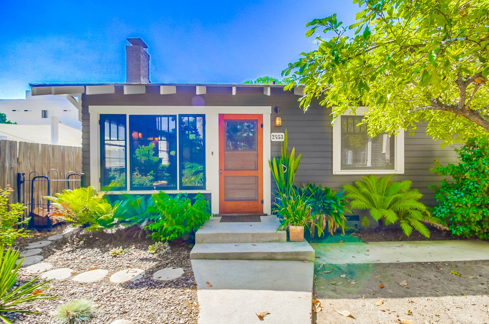 Virtual tour photo 8 of 48 for 2453 B St
