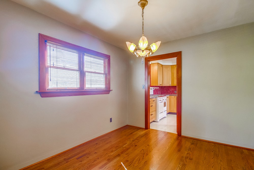 Virtual tour photo 17 of 48 for 2453 B St