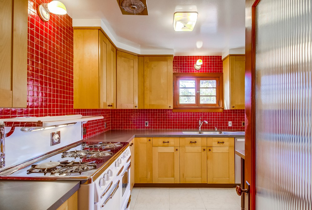 Virtual tour photo 21 of 48 for 2453 B St