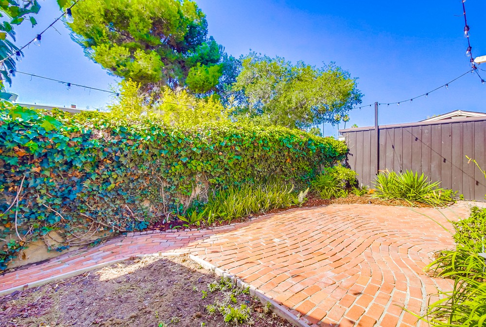 Virtual tour photo 41 of 48 for 2453 B St
