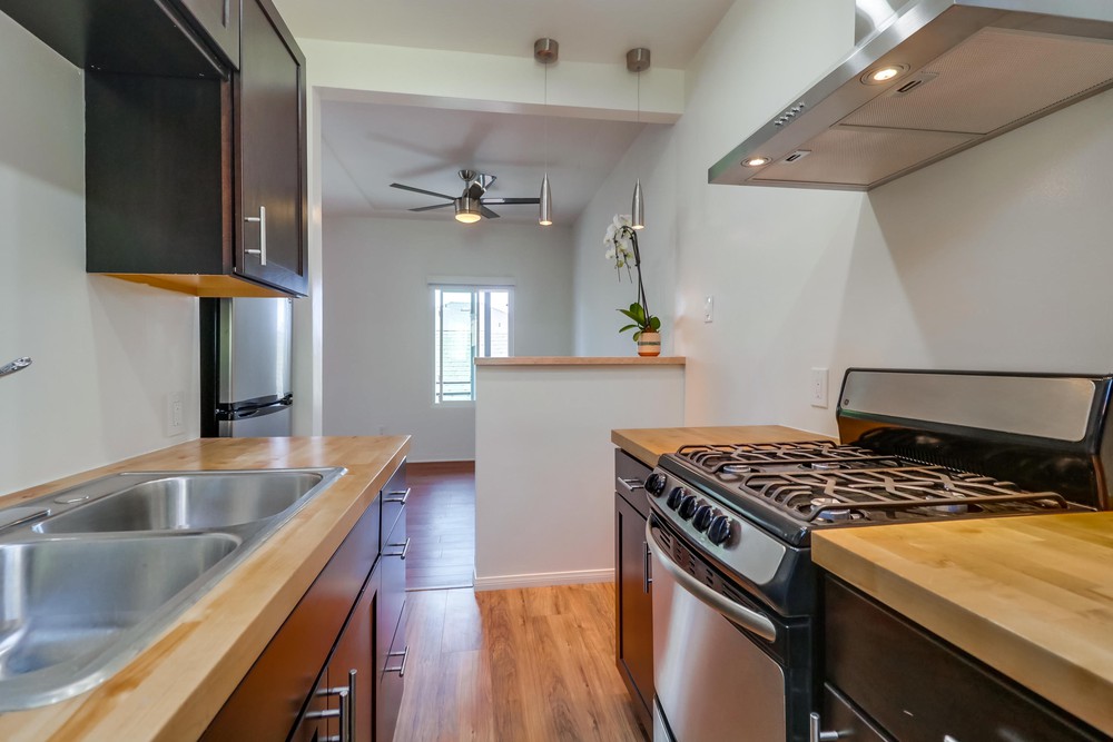 Virtual tour photo 19 of 31 for 2455 Union St