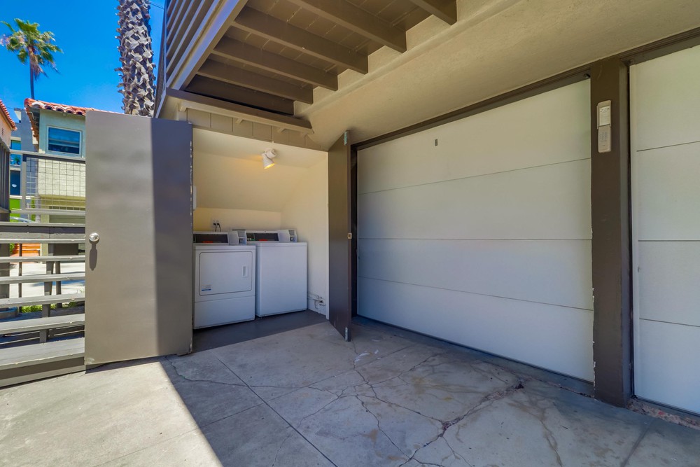 Virtual tour photo 30 of 31 for 2455 Union St