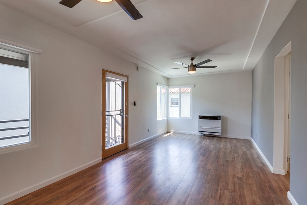 Virtual tour photo 9 of 27 for 2457 Union St