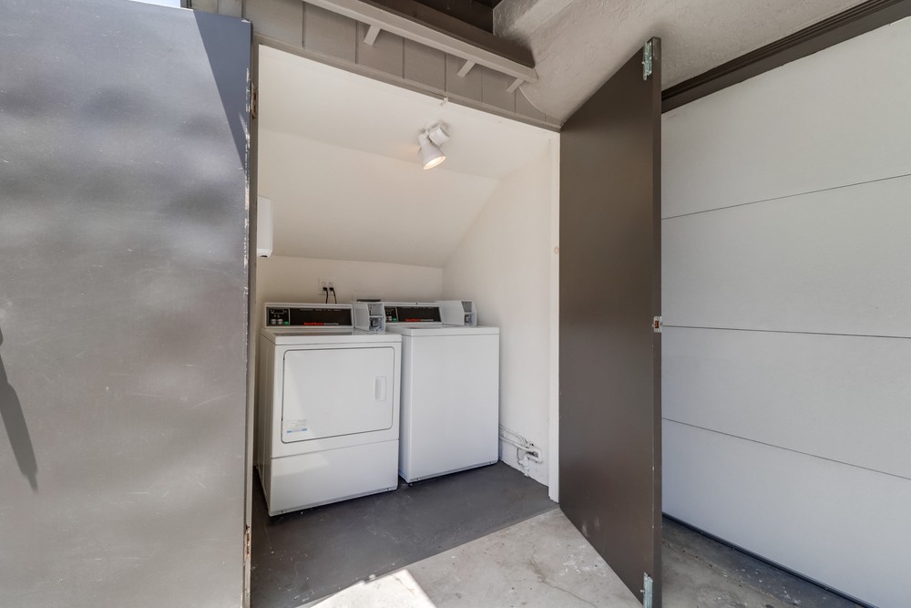 Virtual tour photo 23 of 27 for 2457 Union St