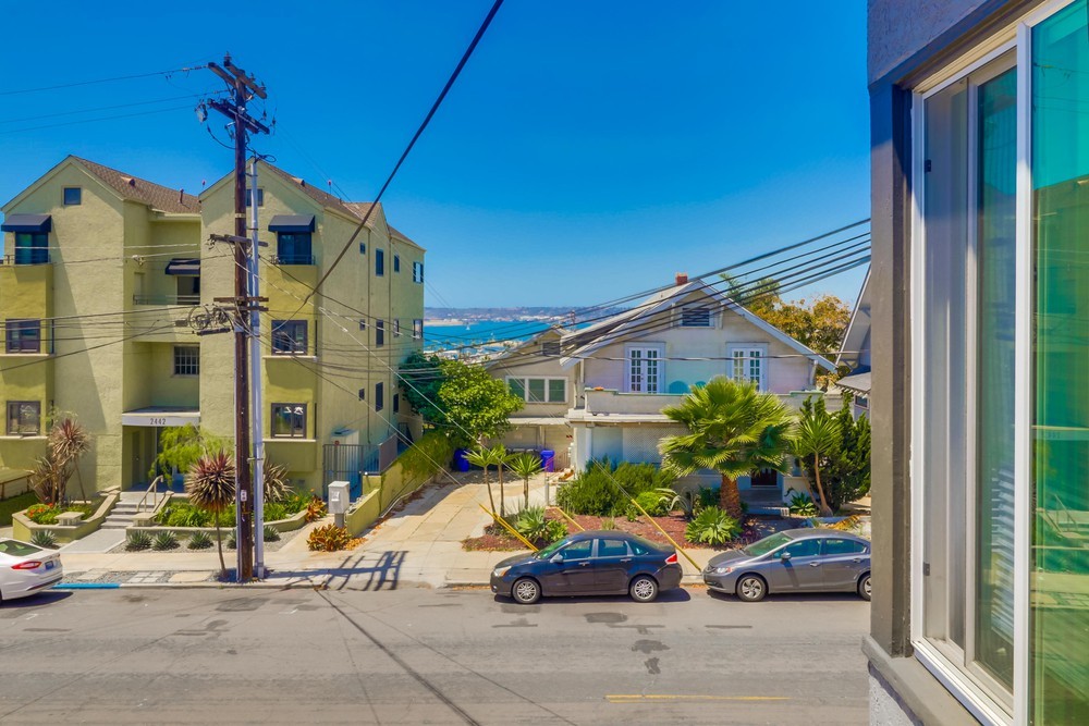 Virtual tour photo 25 of 27 for 2457 Union St