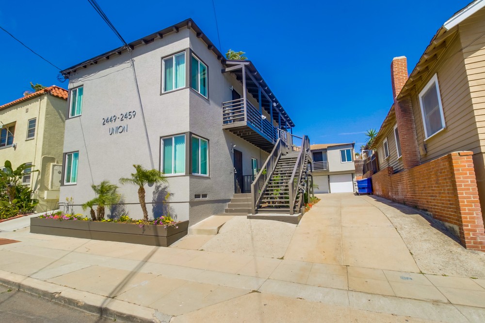 Virtual tour photo 1 of 24 for 2459 Union St