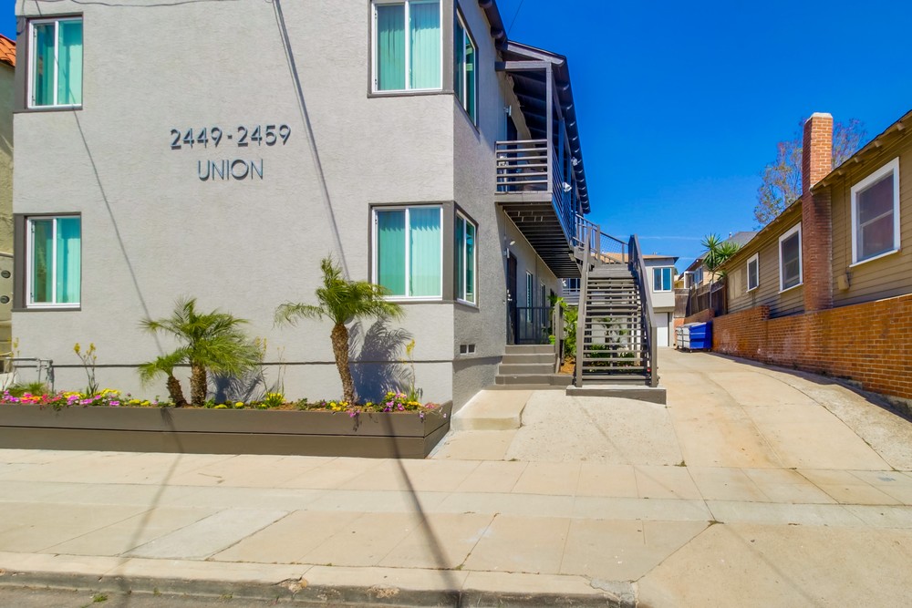 Virtual tour photo 3 of 24 for 2459 Union St