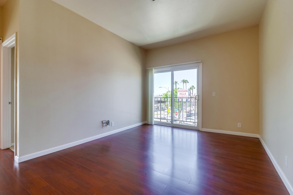 Virtual tour photo 5 of 27 for 246 W Washington St